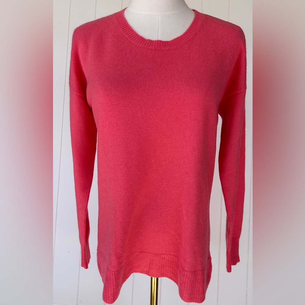 Peck & Peck 100% Cashmere Rounded Neck Sweater Long Sleeves Coral Size Medium